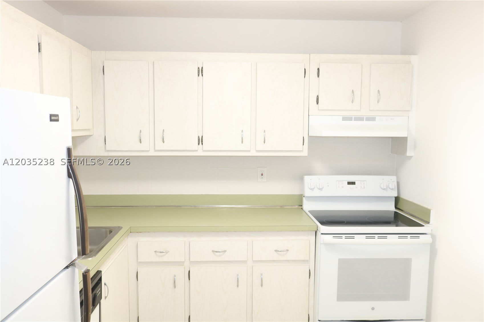 7800 Camino Real – photo 3