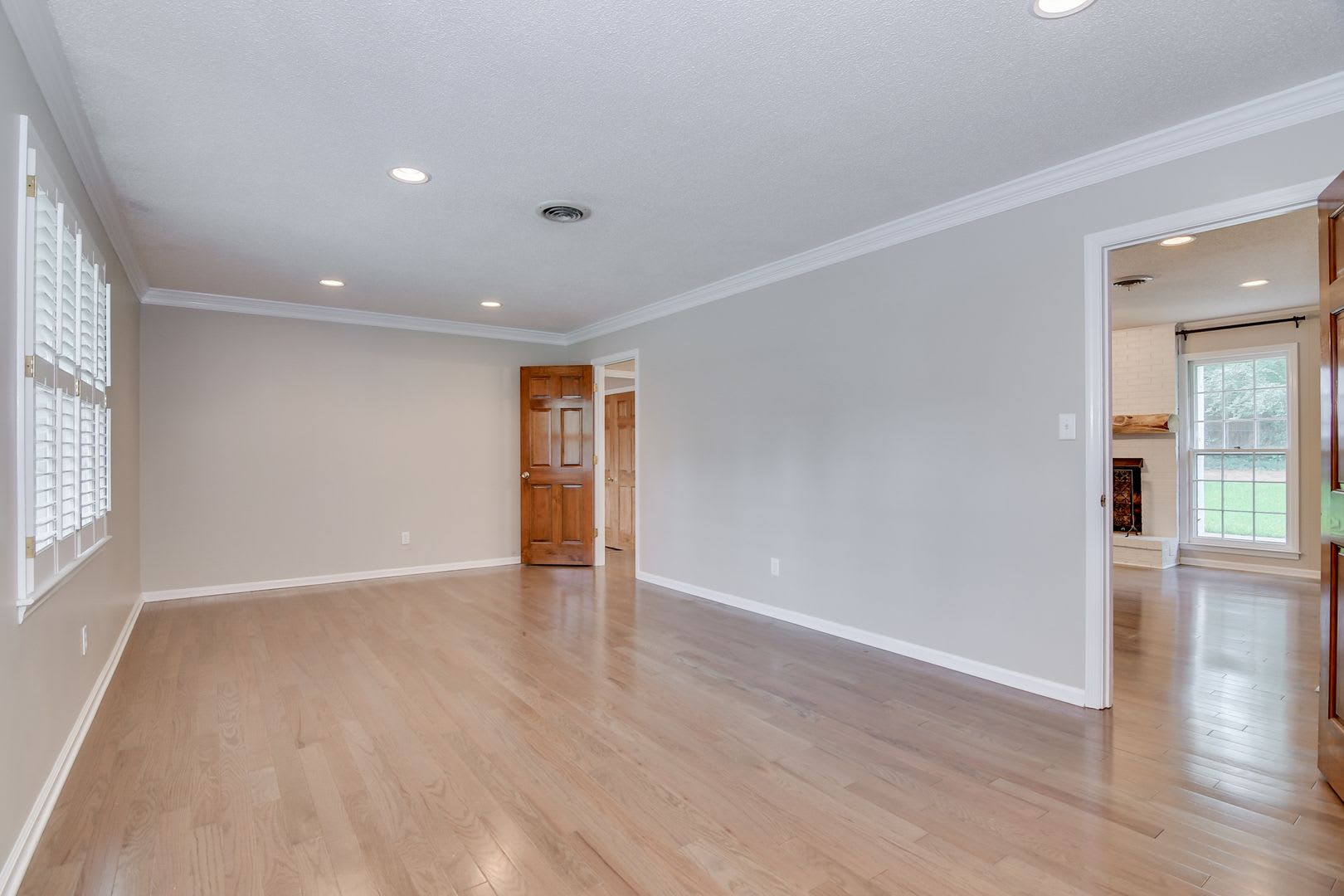 Beautiful Ranch In Montclair – photo 5