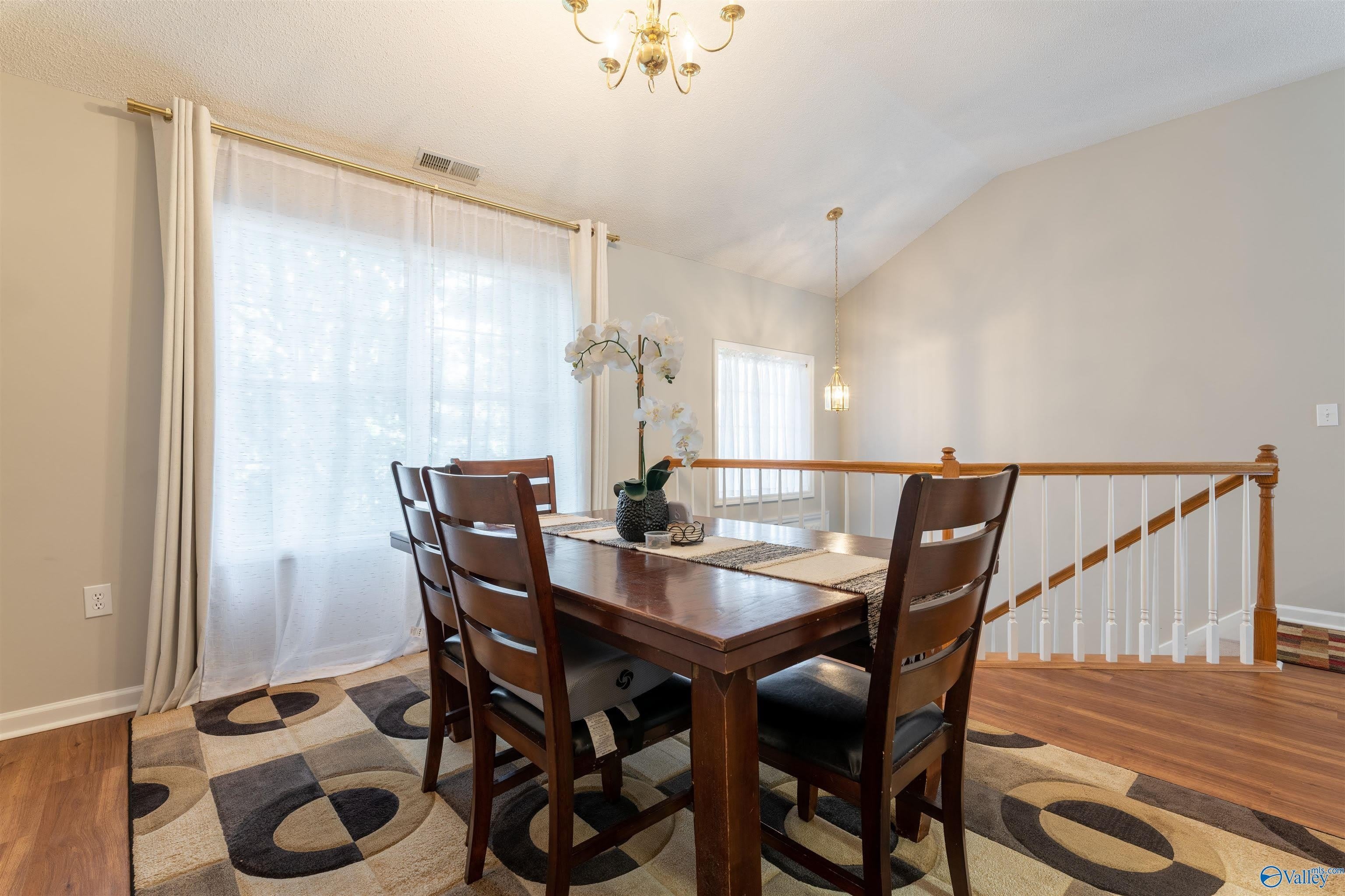 127 Sunset Blvd – photo 5