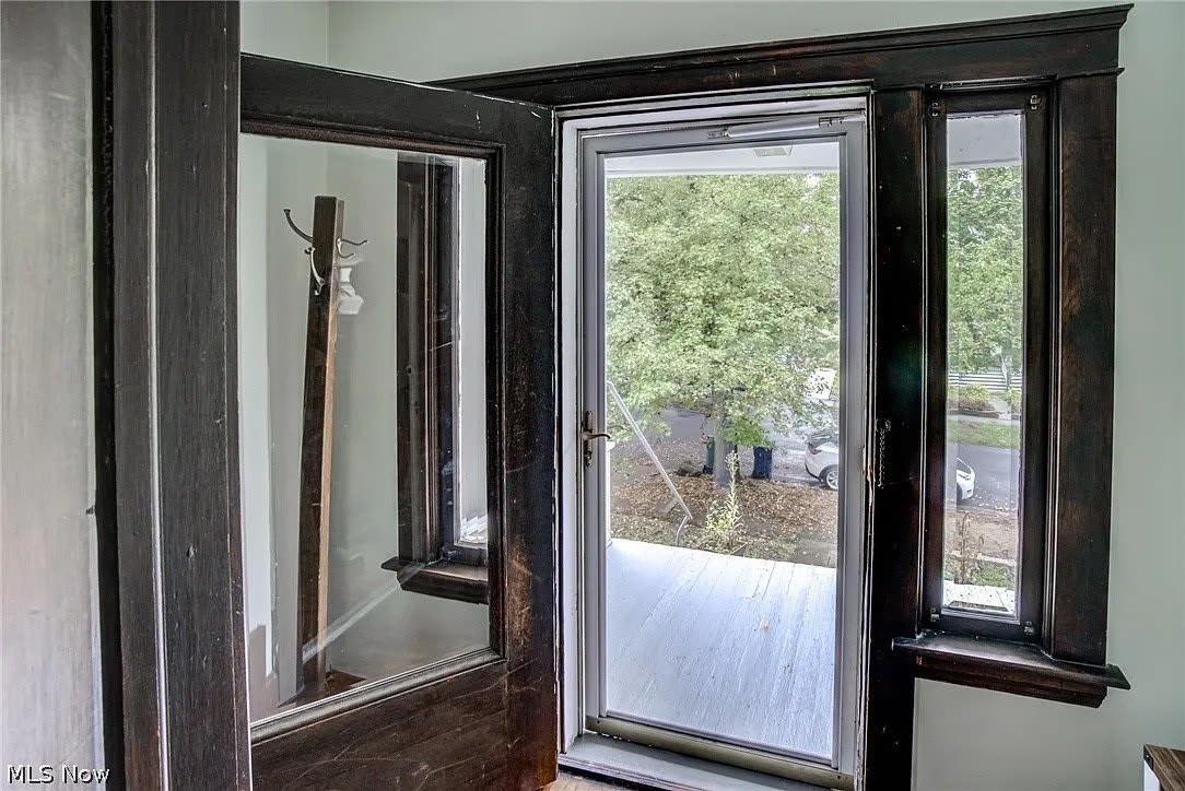 2245 Bellfield Avenue – photo 2
