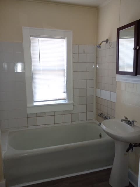 5233 West Lisbon Avenue 2 – photo 4