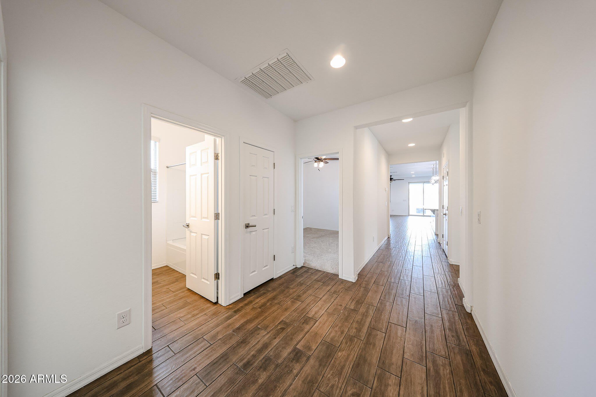 2306 E BRANHAM Lane – photo 4
