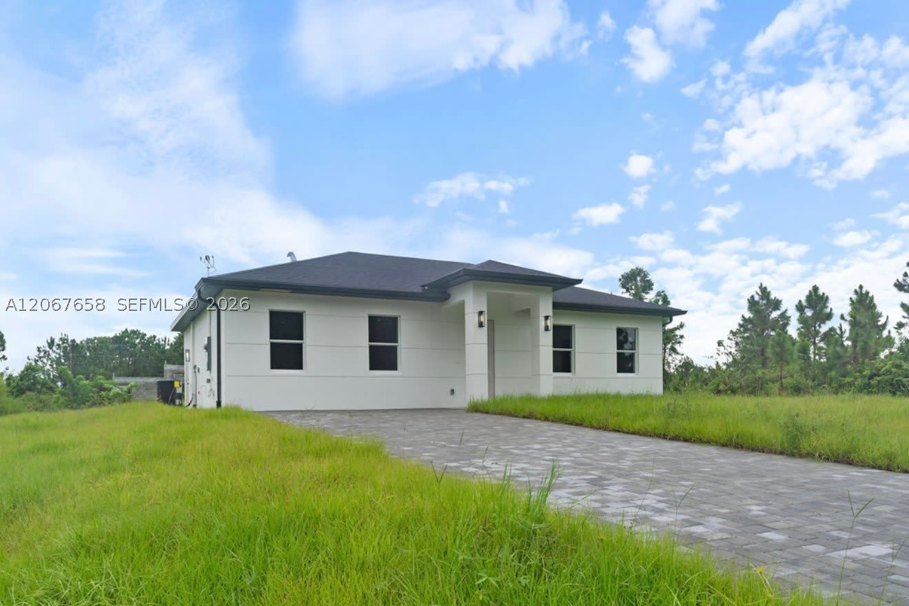 710 Peacock Ave – photo 2