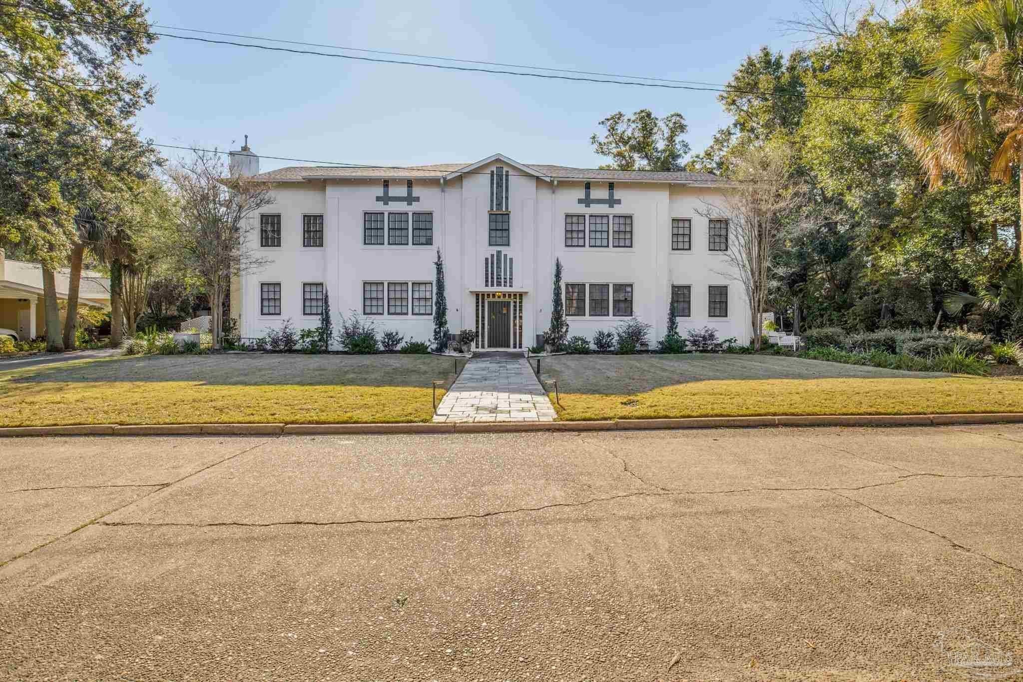 1515 E Lakeview Ave – photo 2
