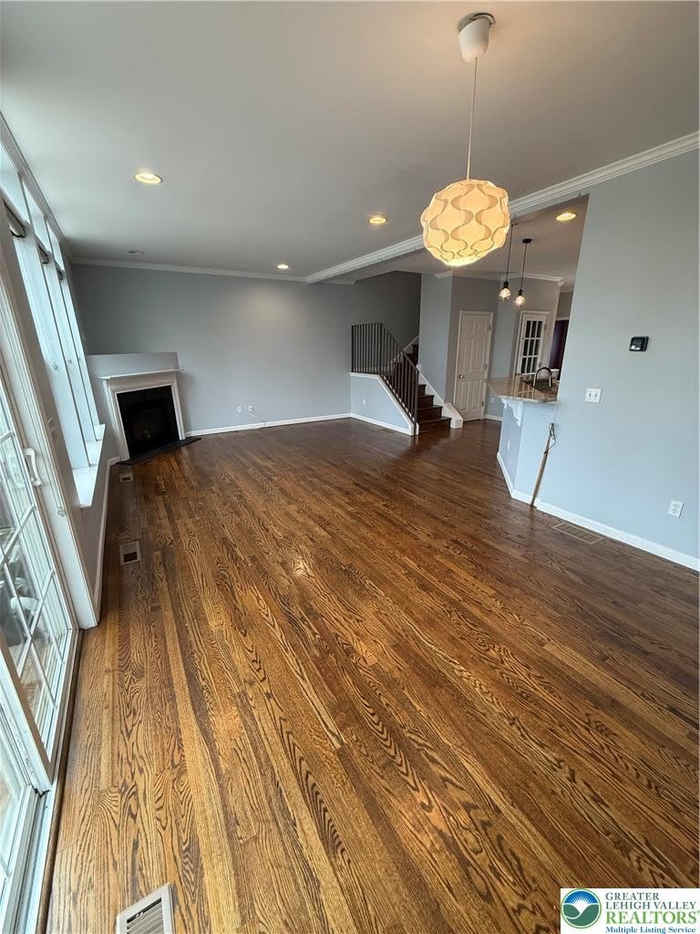 4528 Bellflower Way – photo 5