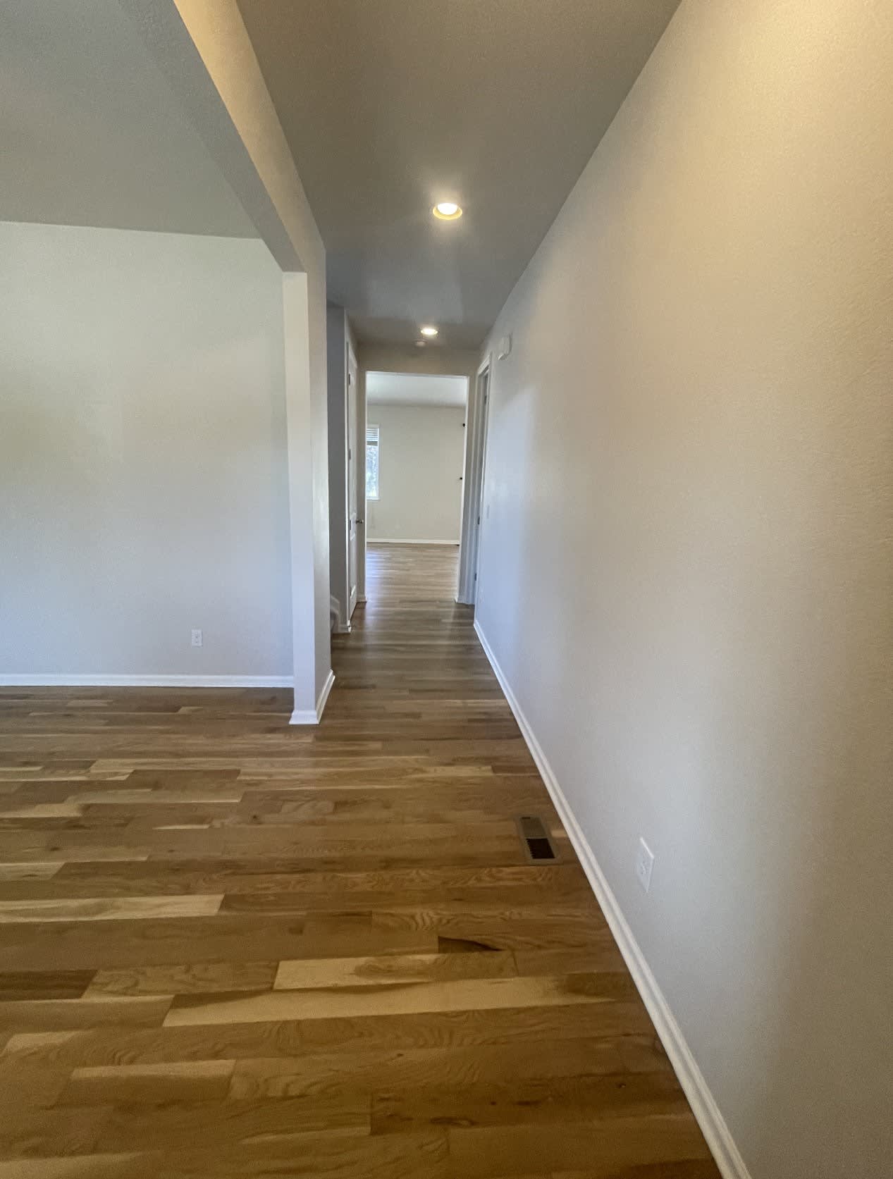 3323 East 140th Drive – photo 4