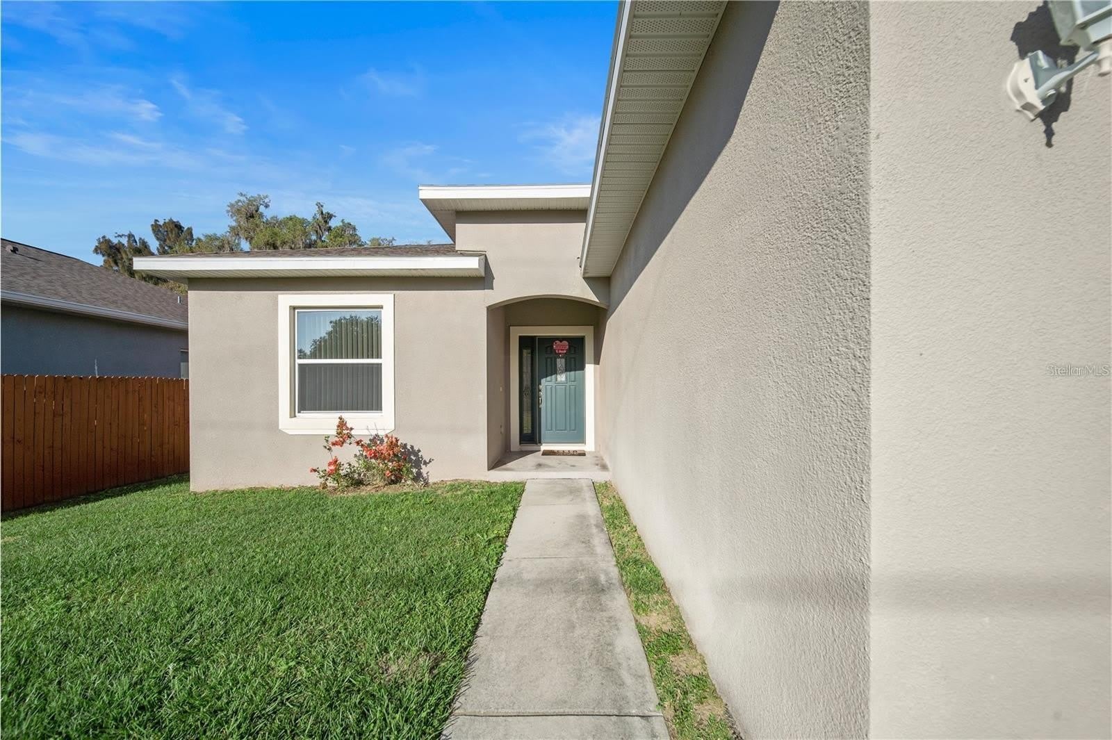 14 FERGUSON Drive – photo 2