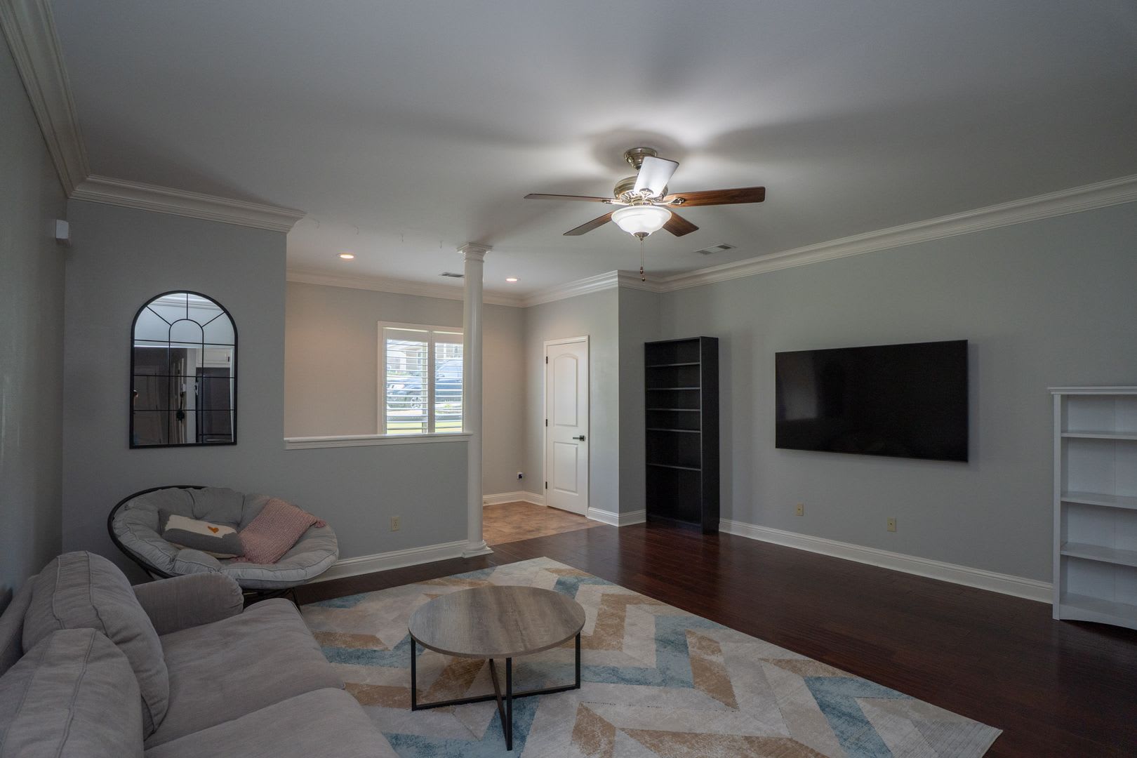 Spacious 3Br 2Ba With Modern Updates – photo 3