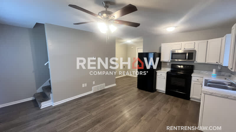 1056 Patton St – photo 3