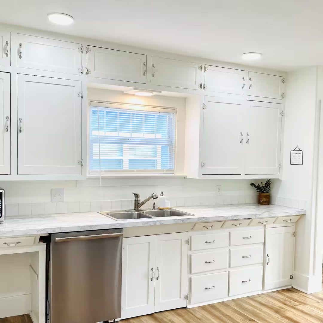 3 Bedroom, 1 Bathroom Home in Lynden – photo 2