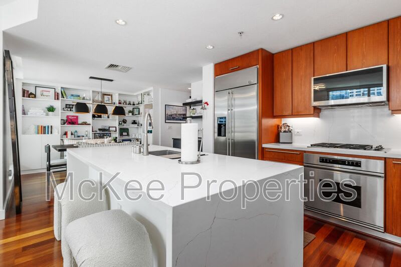 1199 Pacific Highway – photo 2