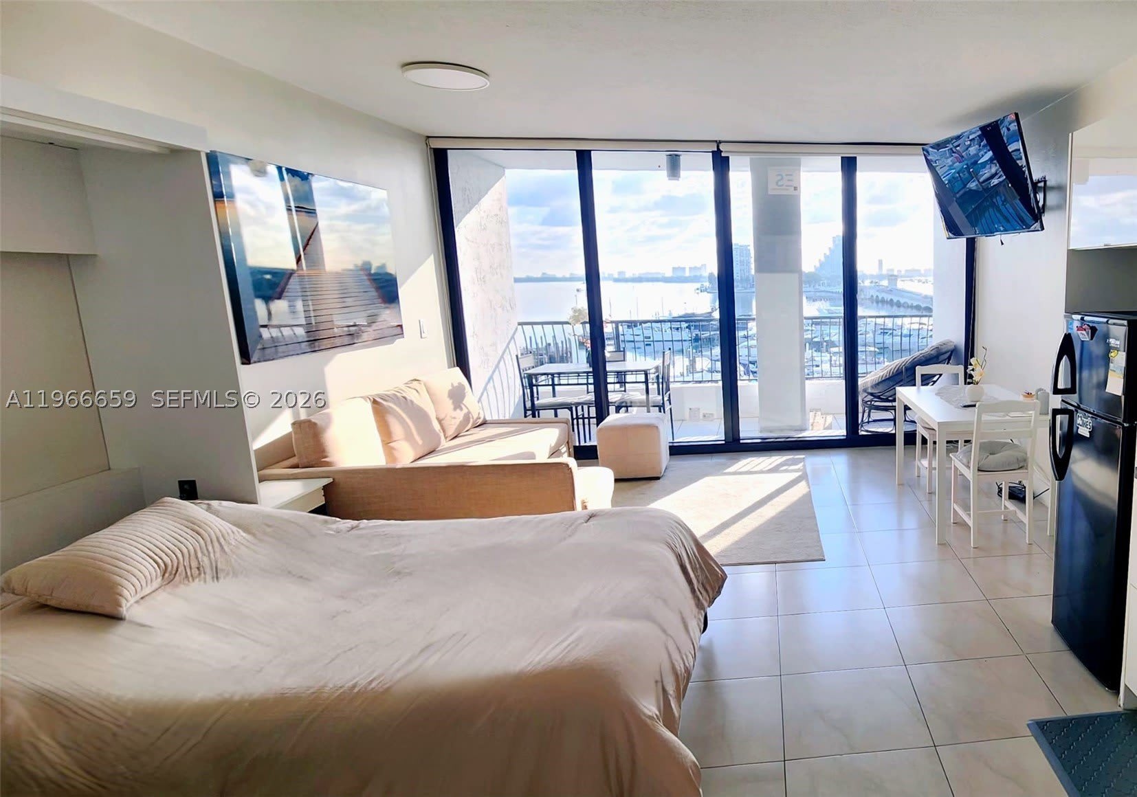 555 NE 15th St – photo 2