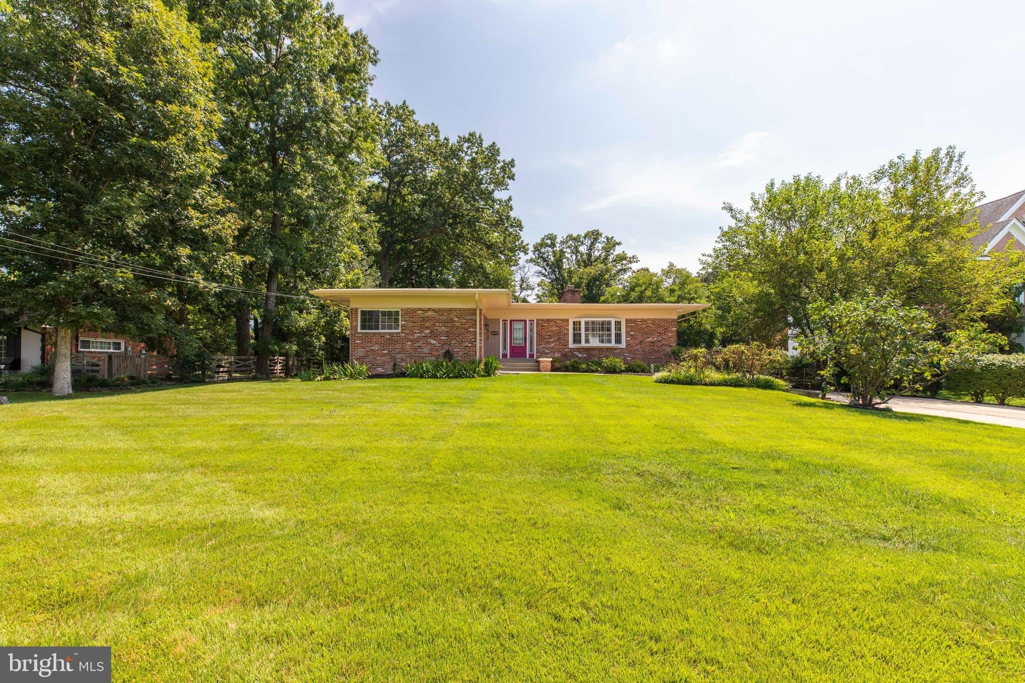 3909 PINELAND Street – photo 2