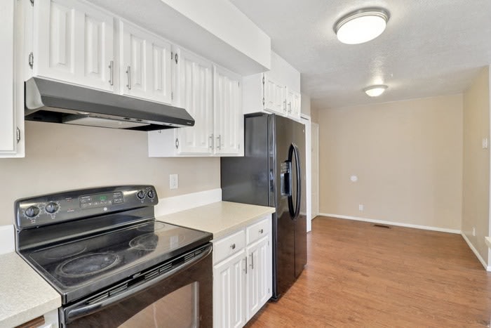 2122 West 5600 South – photo 5