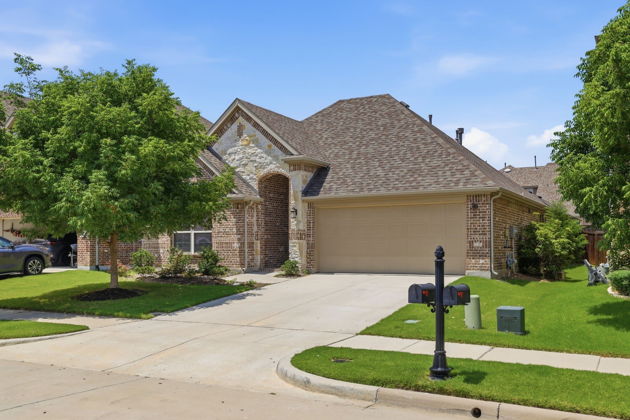 3523 Charleston Drive – photo 1
