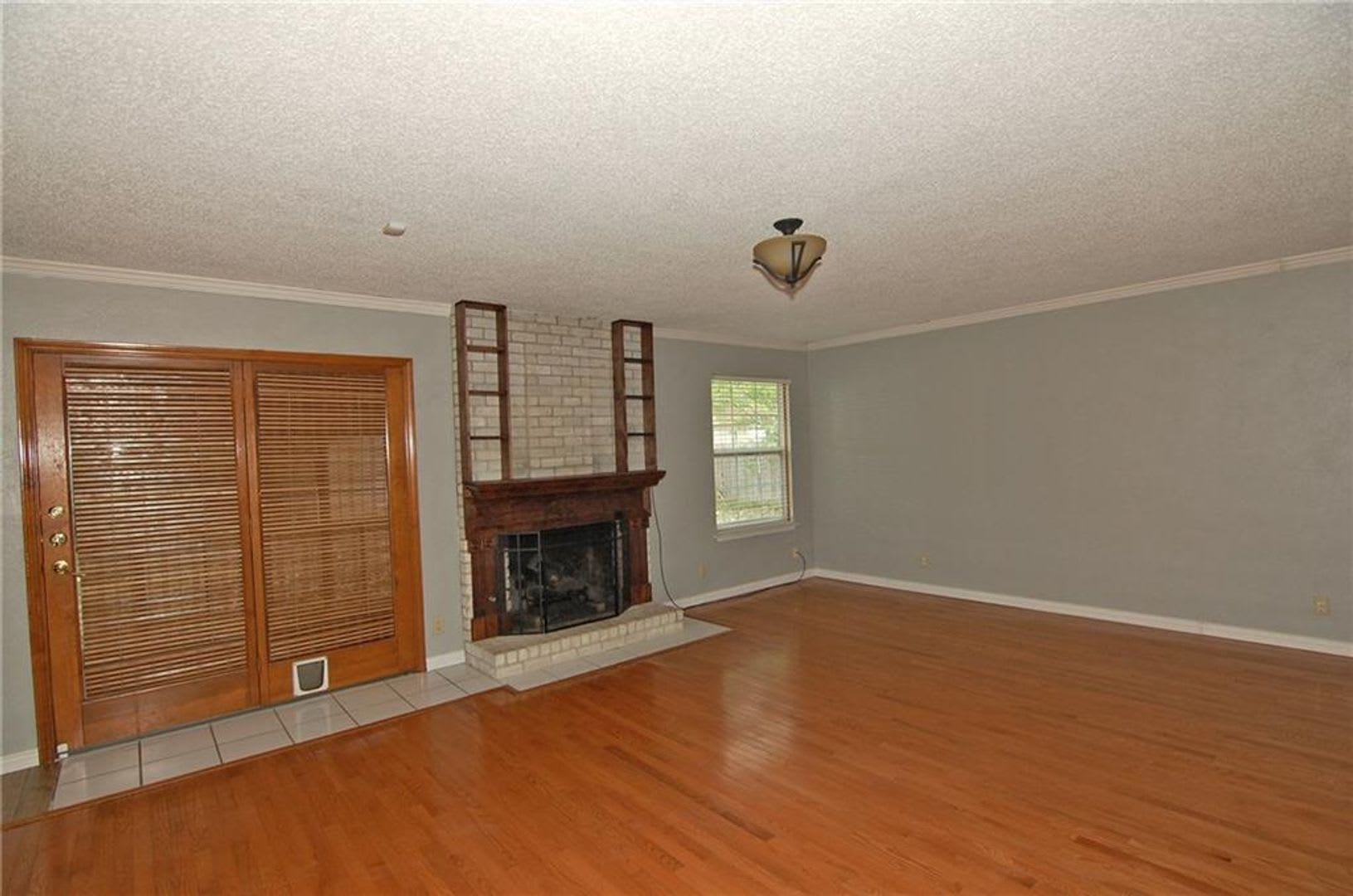 10215 Missel Thrush Drive Austin, TX 78750 – photo 4