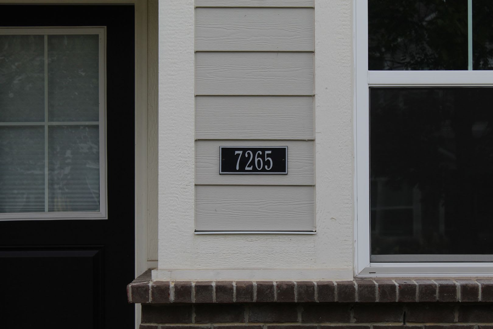 Coming Soon! Beautiful 3 BR Condo in a Great Avon Community! – photo 2