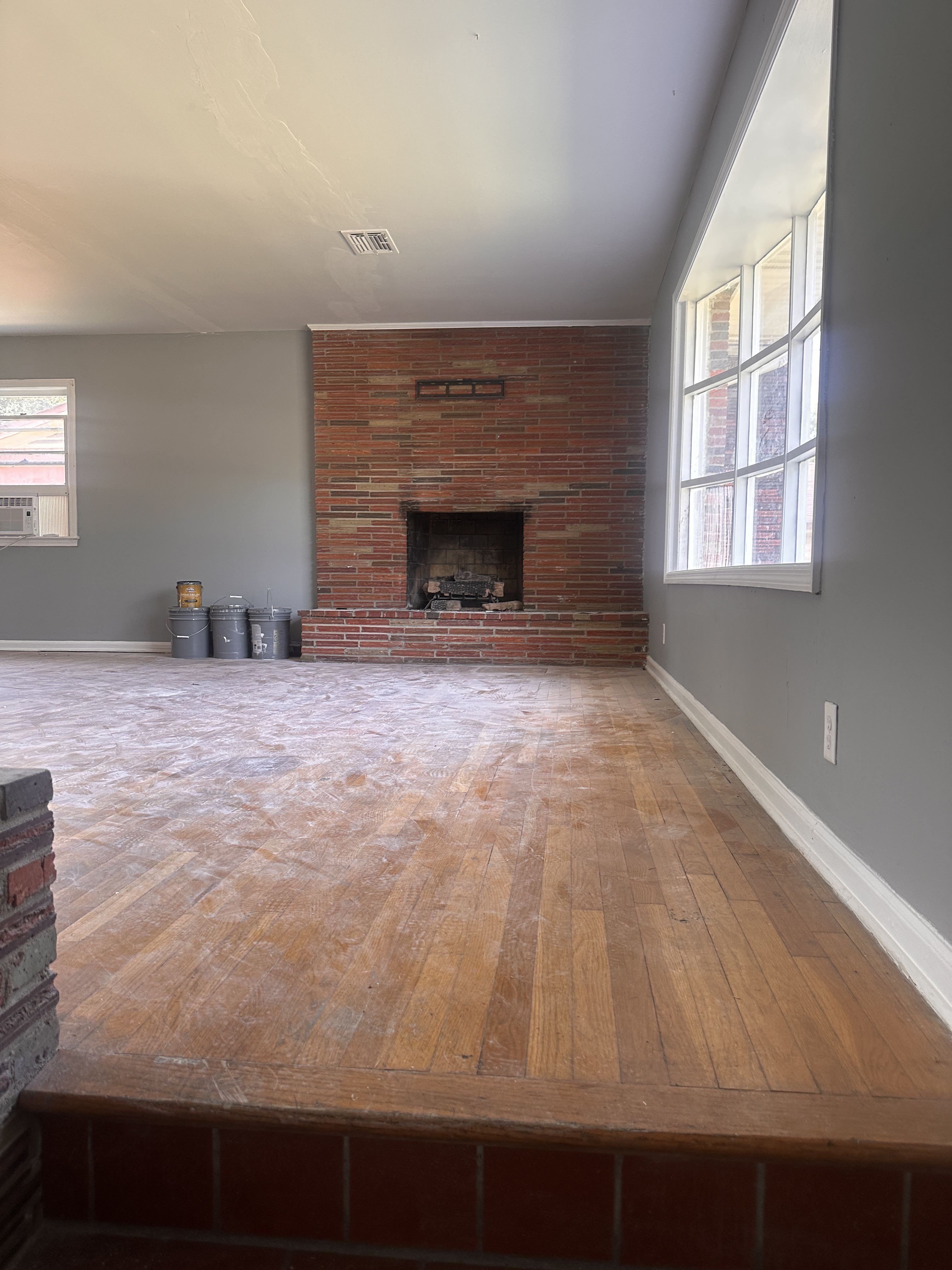 3437 Suwanee Dr – photo 2