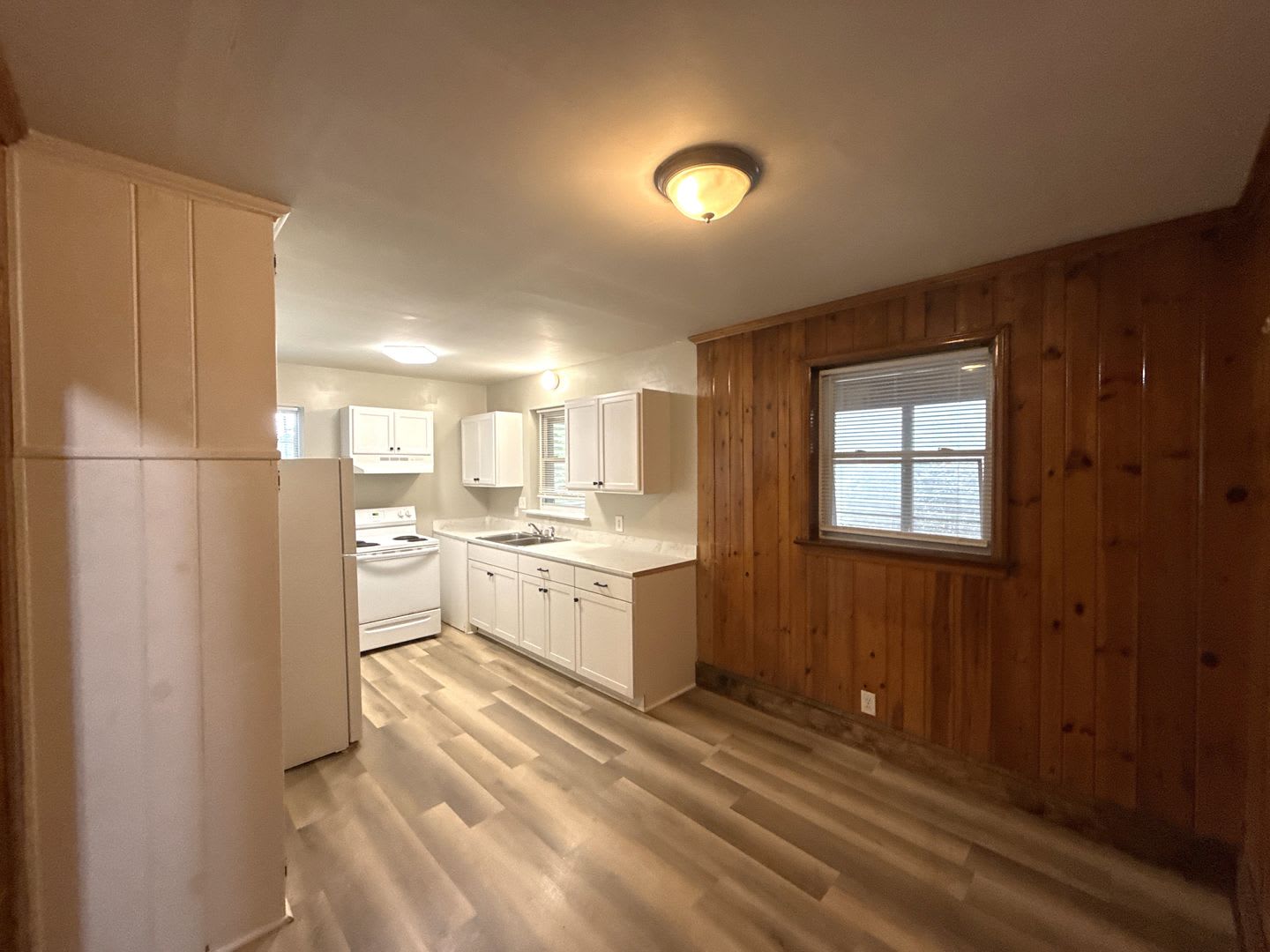 T R Lawing Realty Property – photo 4