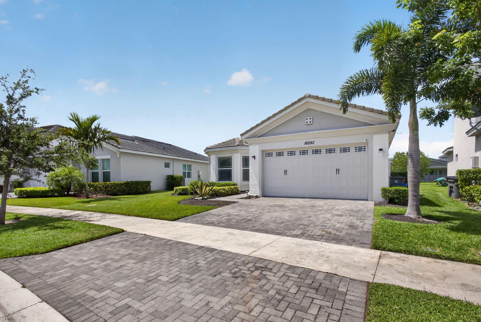 16293 Melogold Drive – photo 2