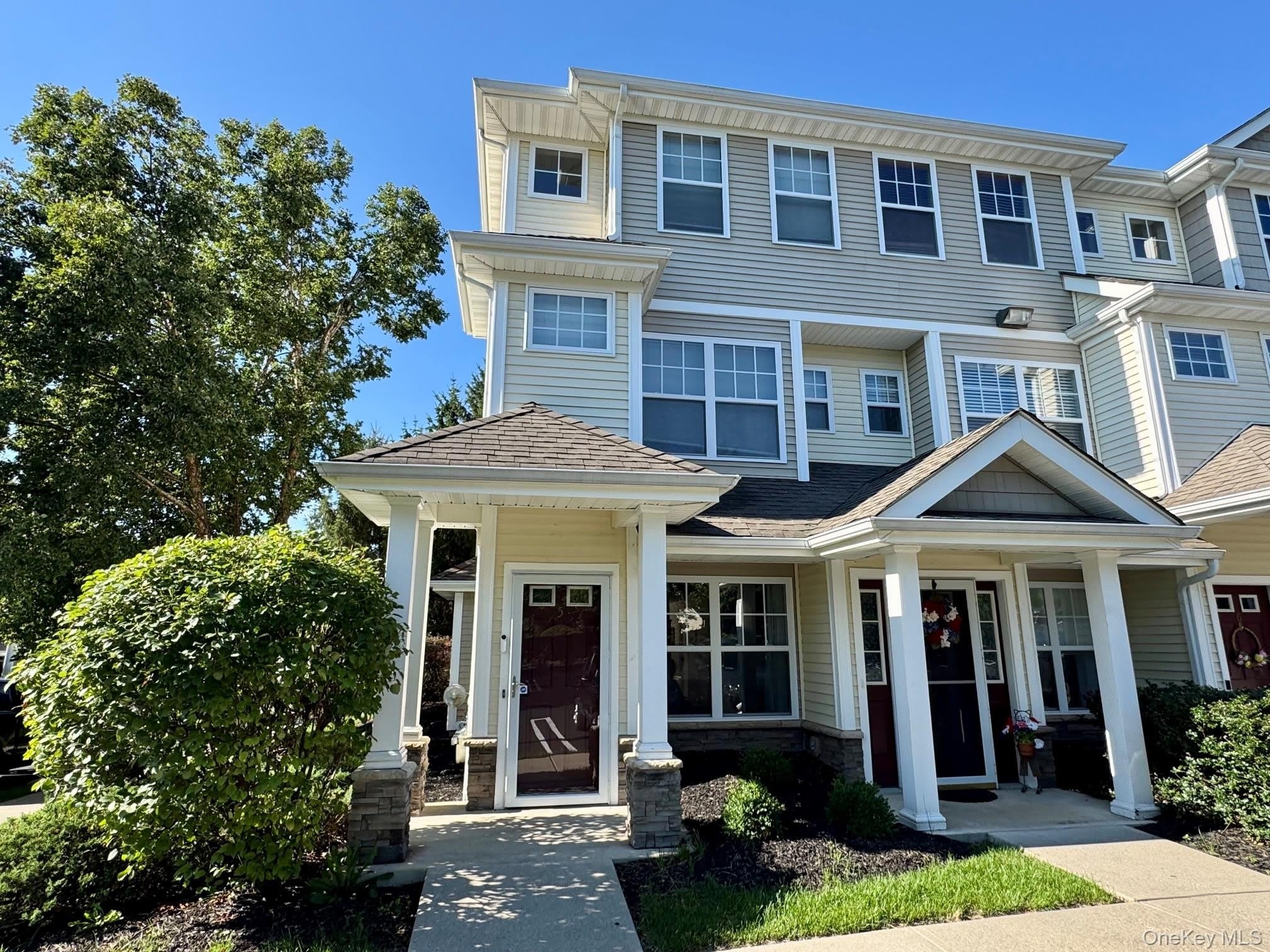 25 Fairways Drive – photo 1