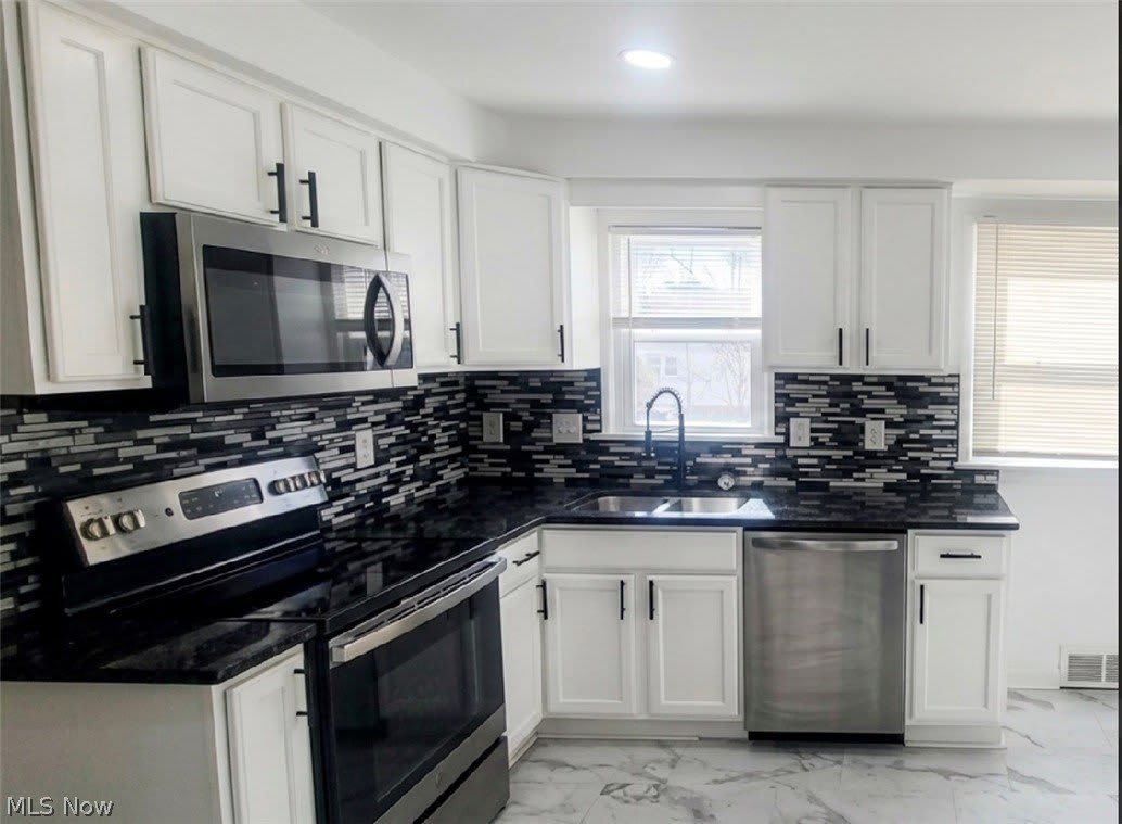 23718 Cedar Road – photo 4