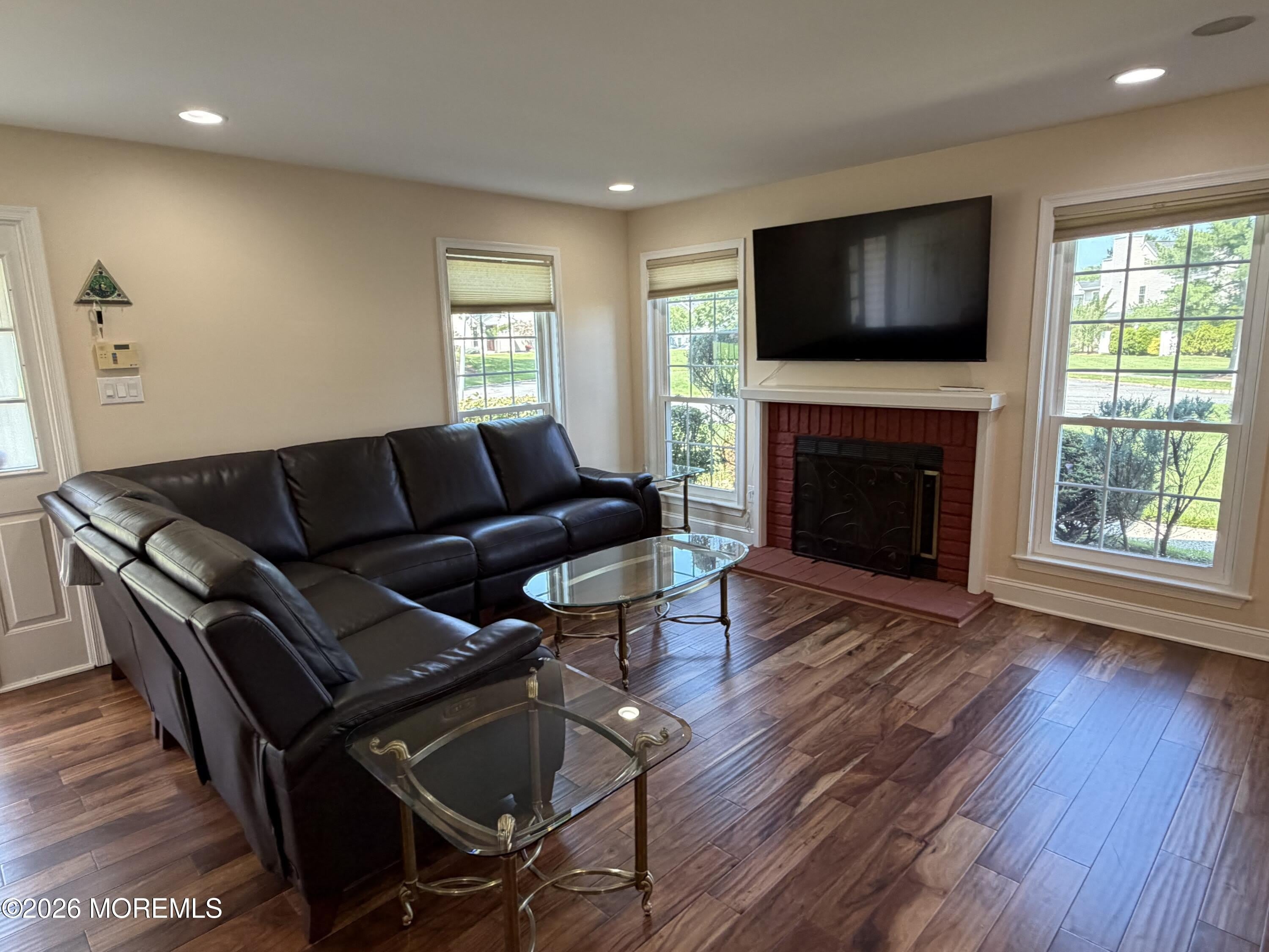 337 Devon Place – photo 3