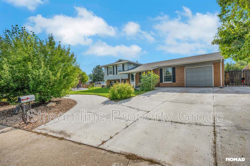 10136 W Keene Ave – photo 2