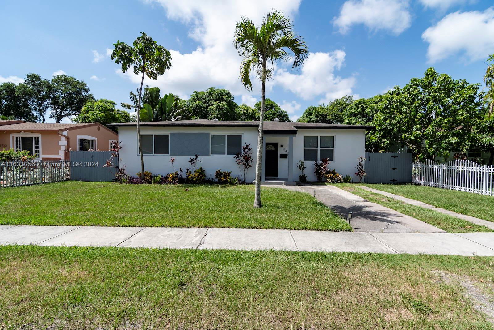 840 Northeast 158th Street – photo 2