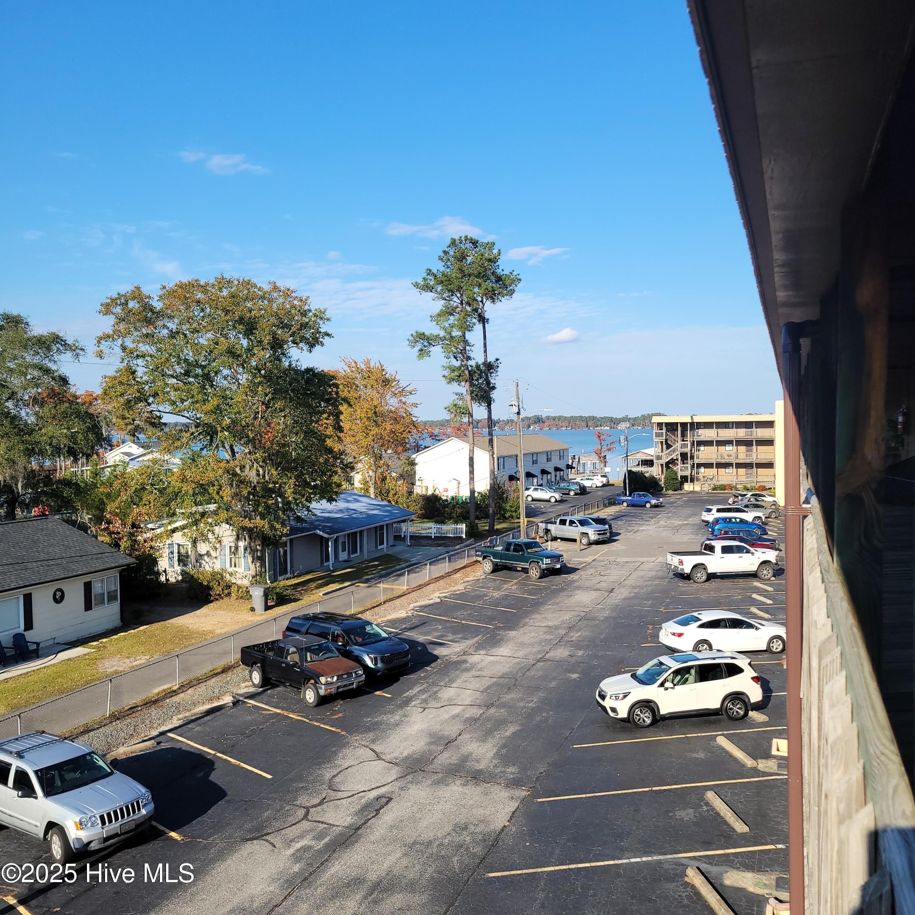 313 Lake Place Condo Drive – photo 4