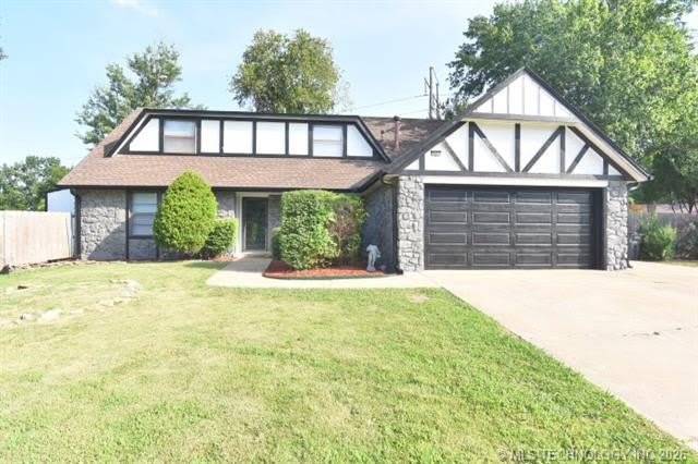 9402 S 69th E Avenue – photo 1
