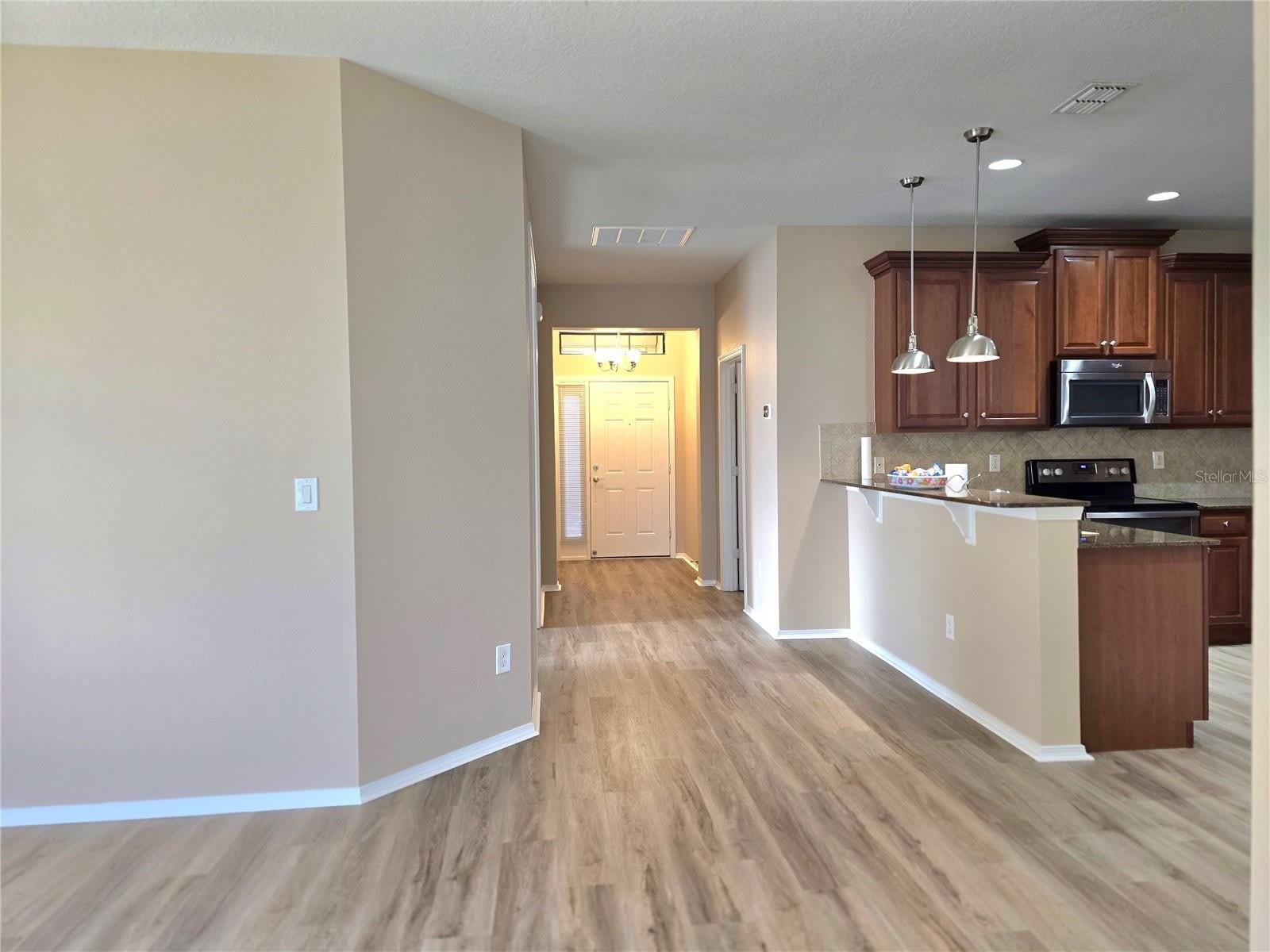 5646 SUNSET FALLS Drive – photo 4