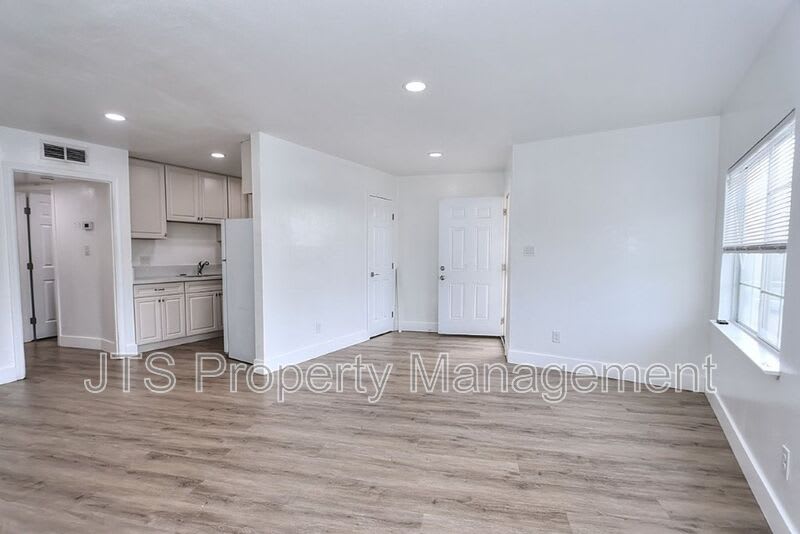 10524 Croetto Way – photo 1