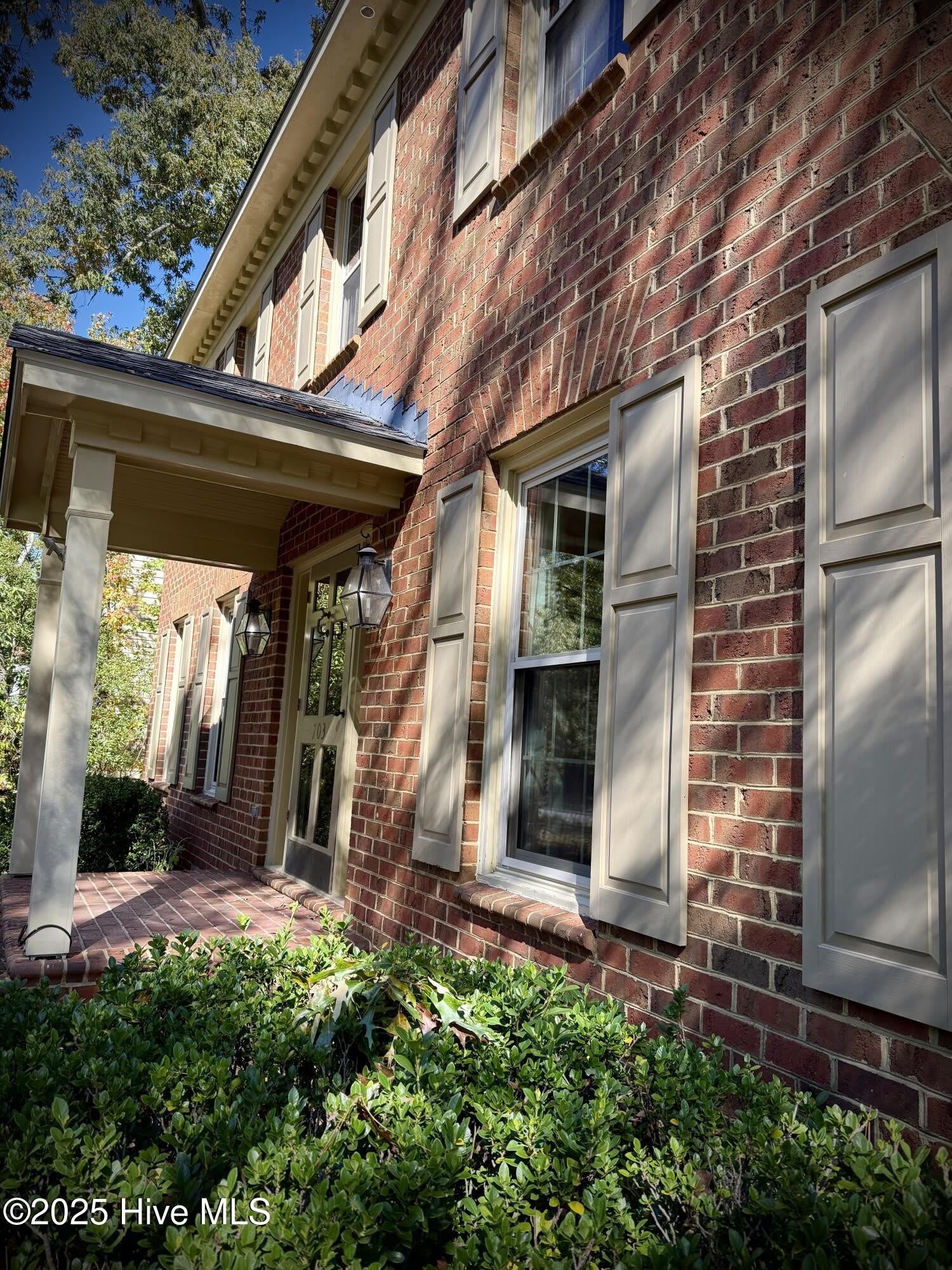 703 Daventry Drive – photo 3