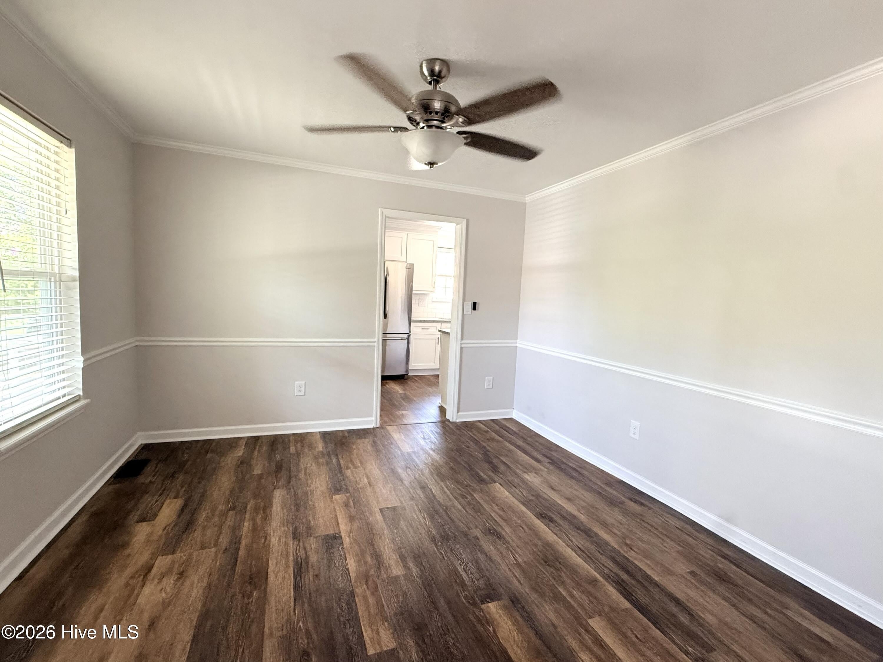 211 Holden Drive – photo 4