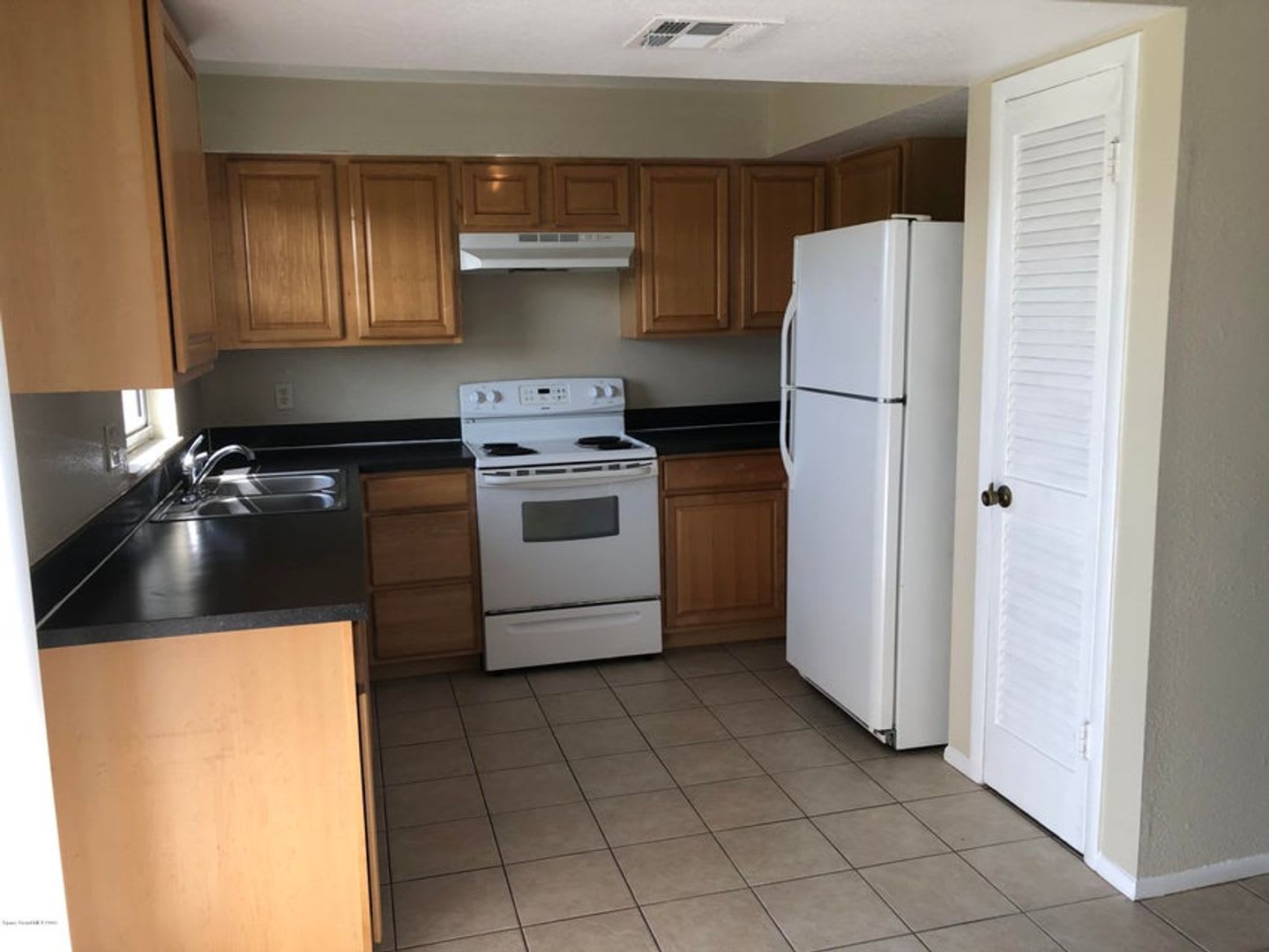 Single Family Home – photo 3