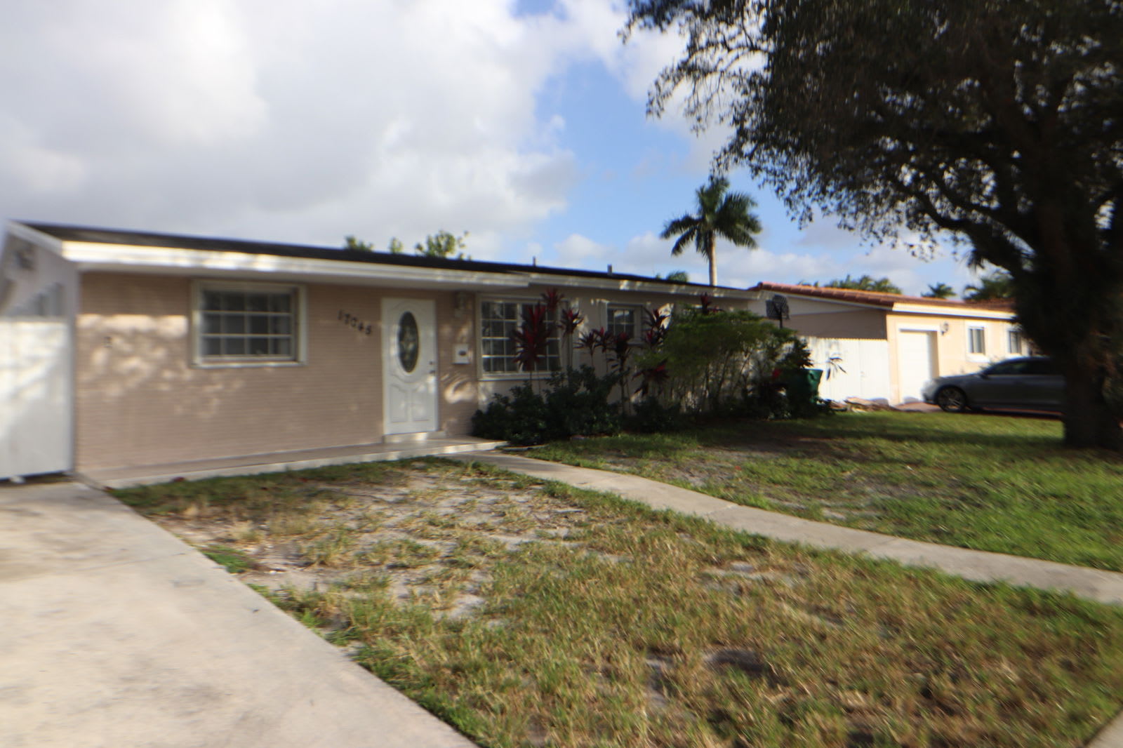 17045 Northwest 87Th Avenue – photo 2