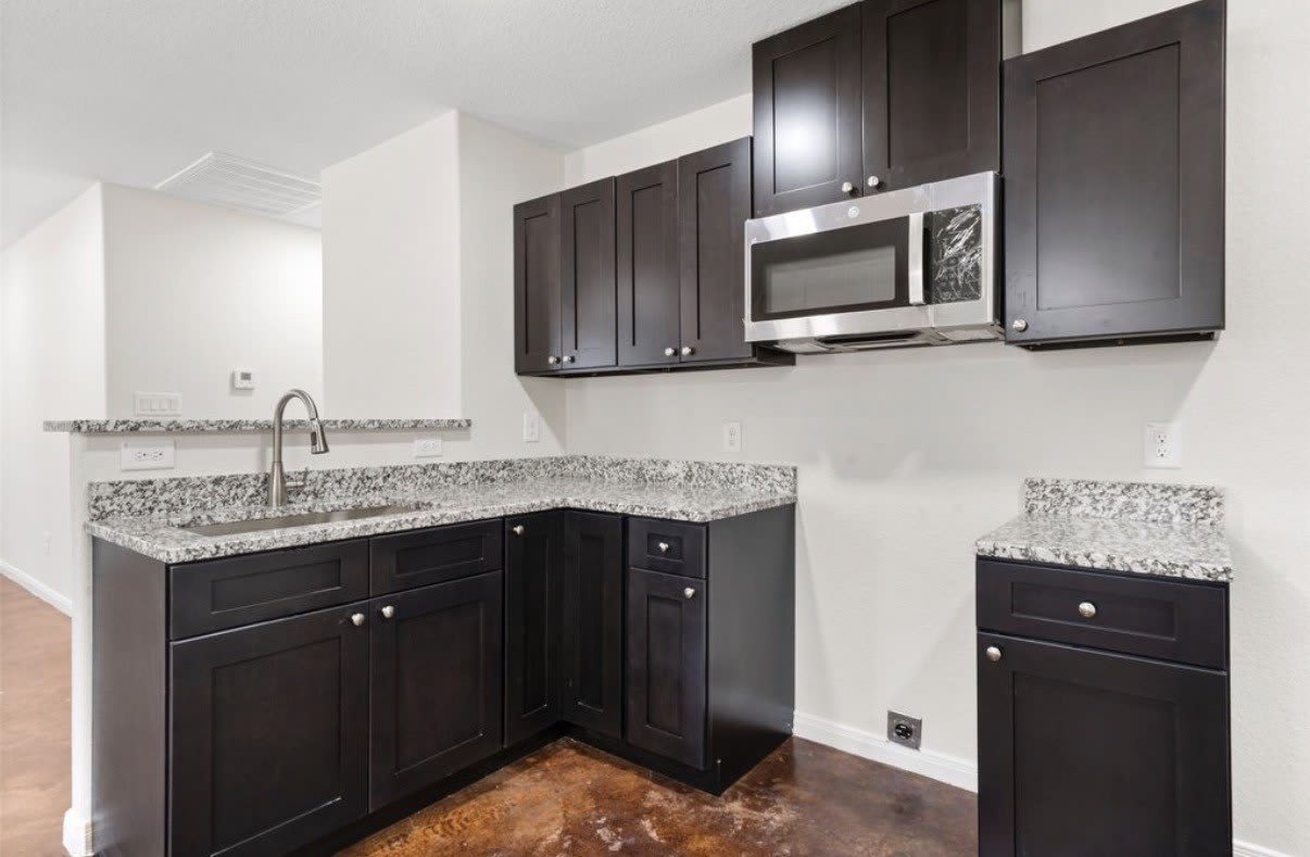 1126 N 11th Street – photo 5