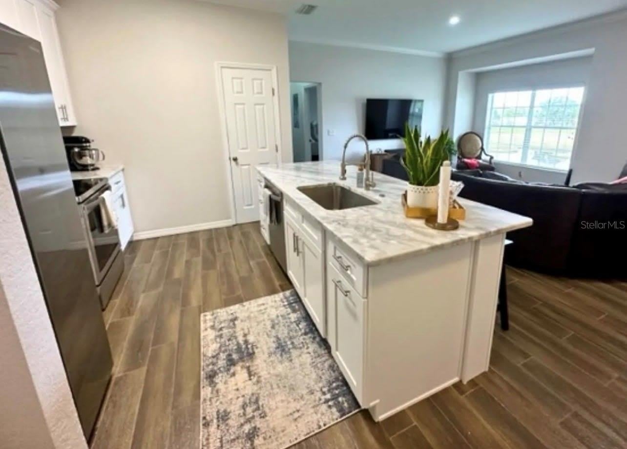 306 EAGLE POND Drive – photo 3