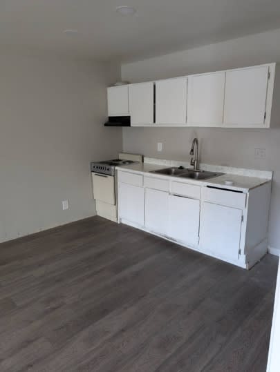 4810 E Charleston Blvd #2 – photo 3