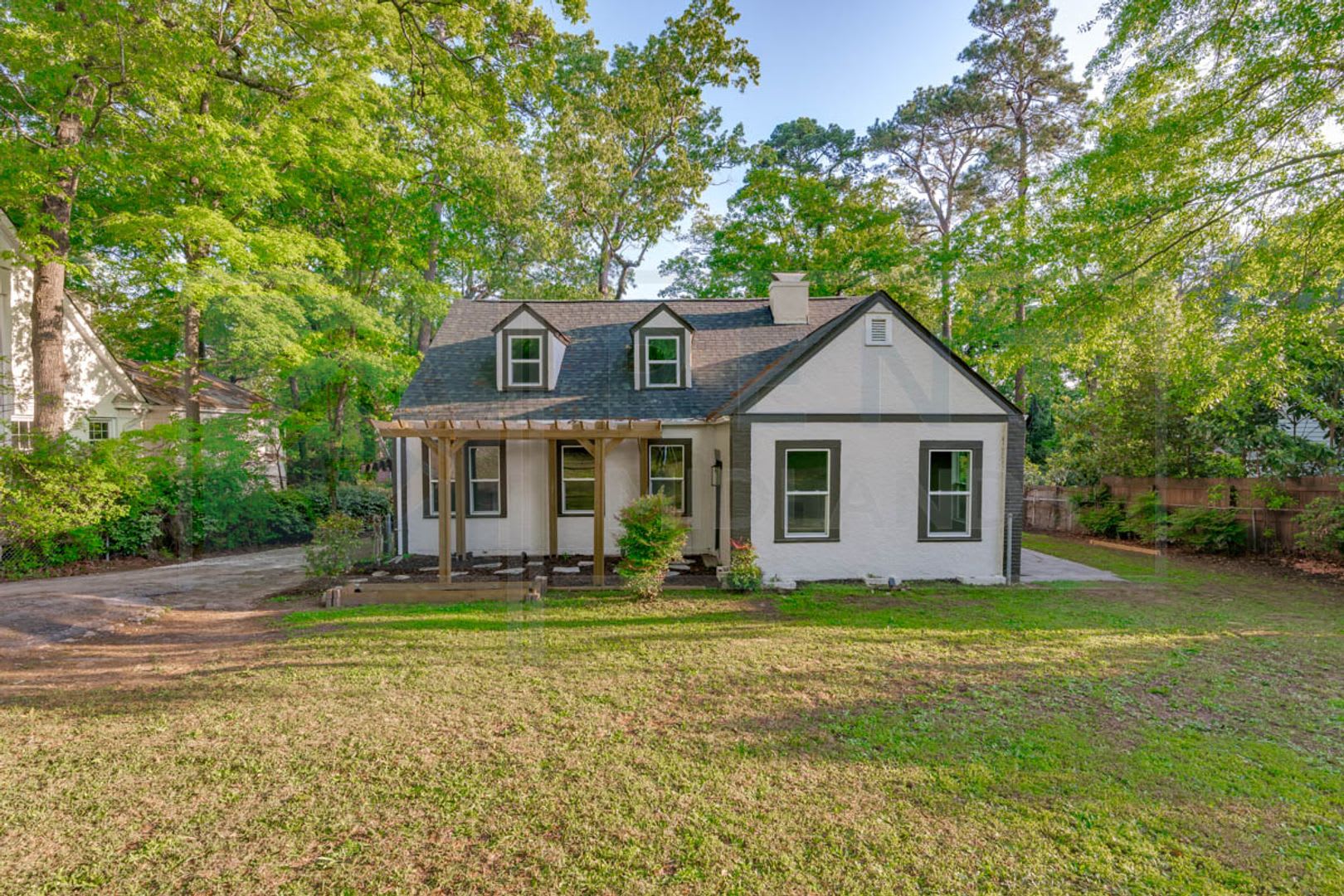 Beautiful Home in Melrose Heights – photo 1
