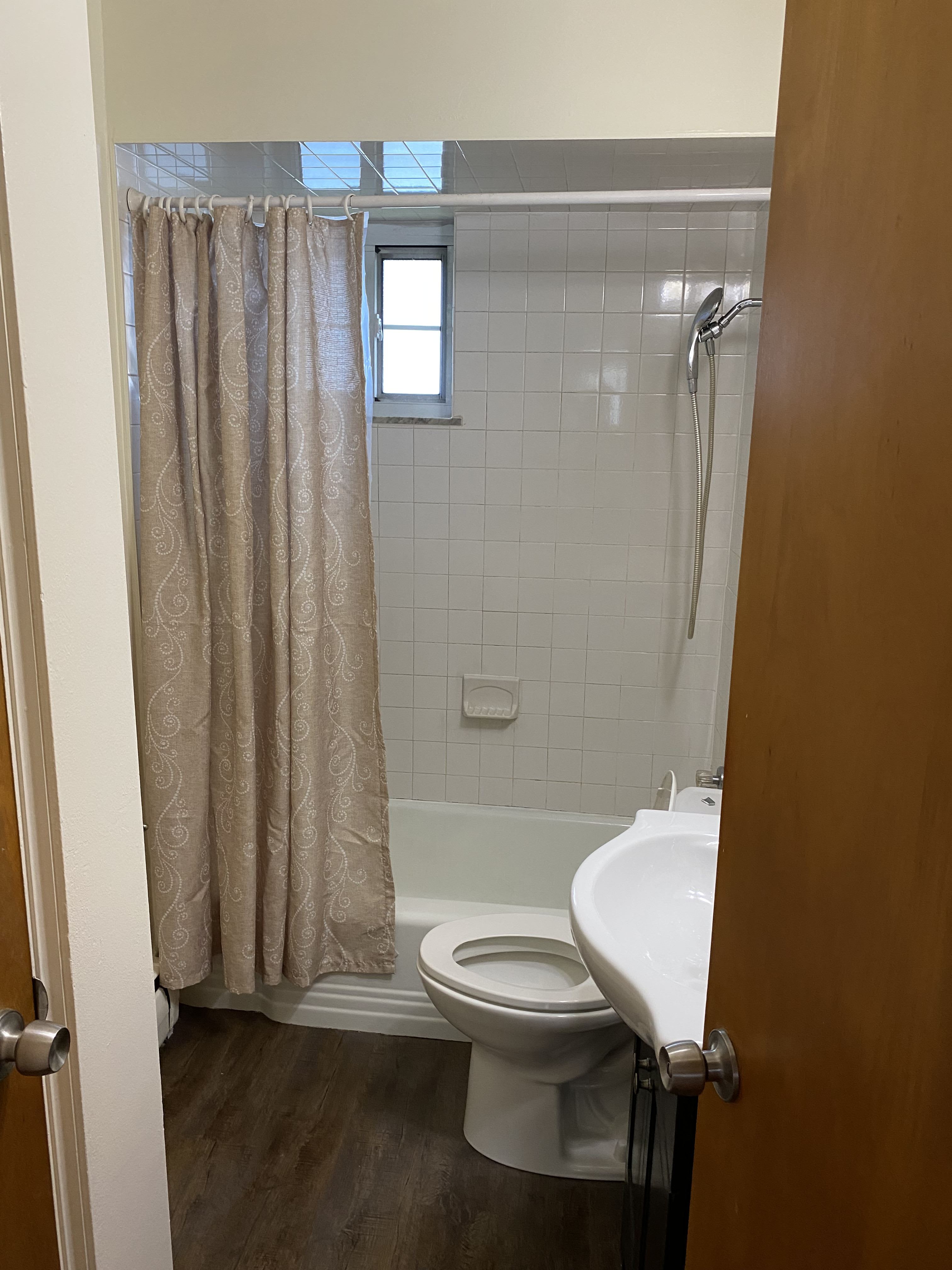 420 Foster St – photo 5