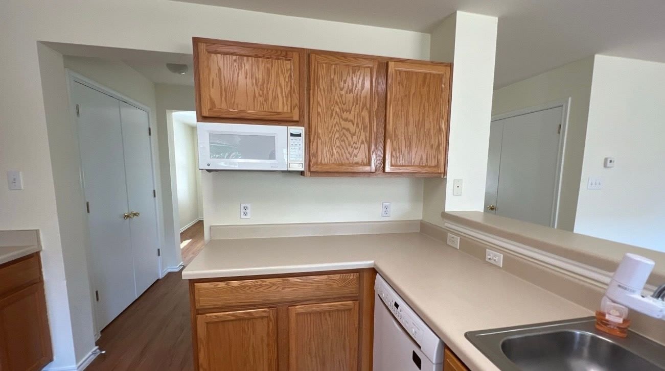 940 Goldenrod St – photo 3