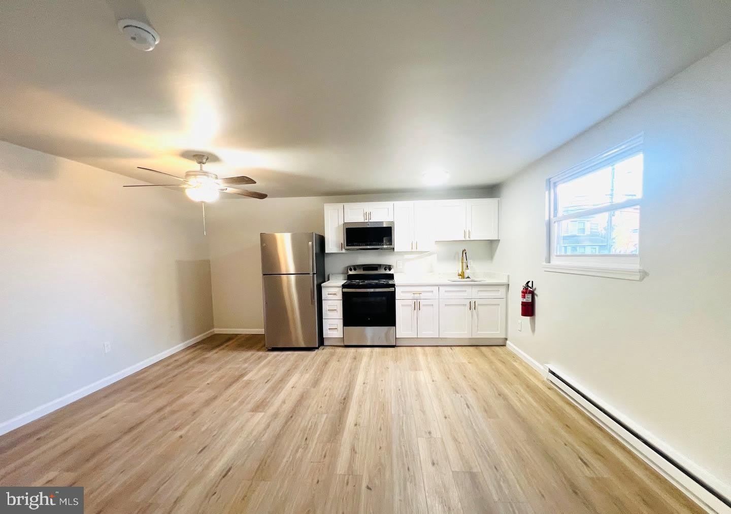 401 BLUEBELL Road – photo 4