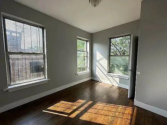 723 Saint Nicholas Avenue – photo 4