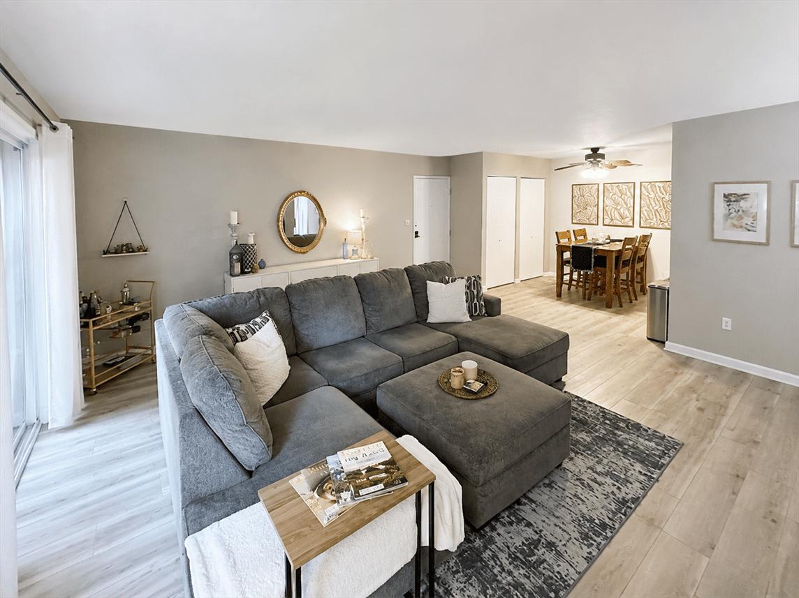805 Delta Ave – photo 2