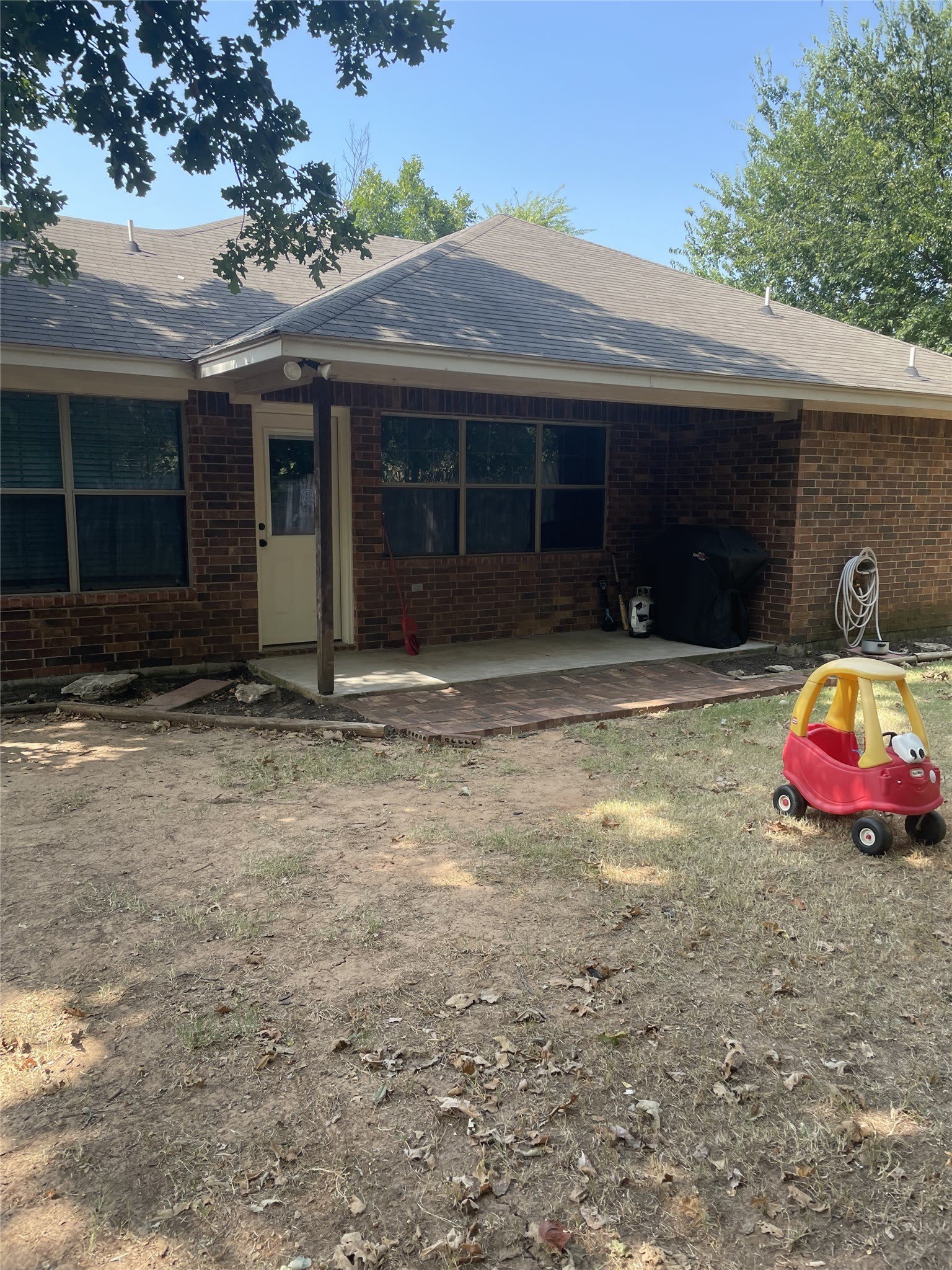 607 E Water Street – photo 3