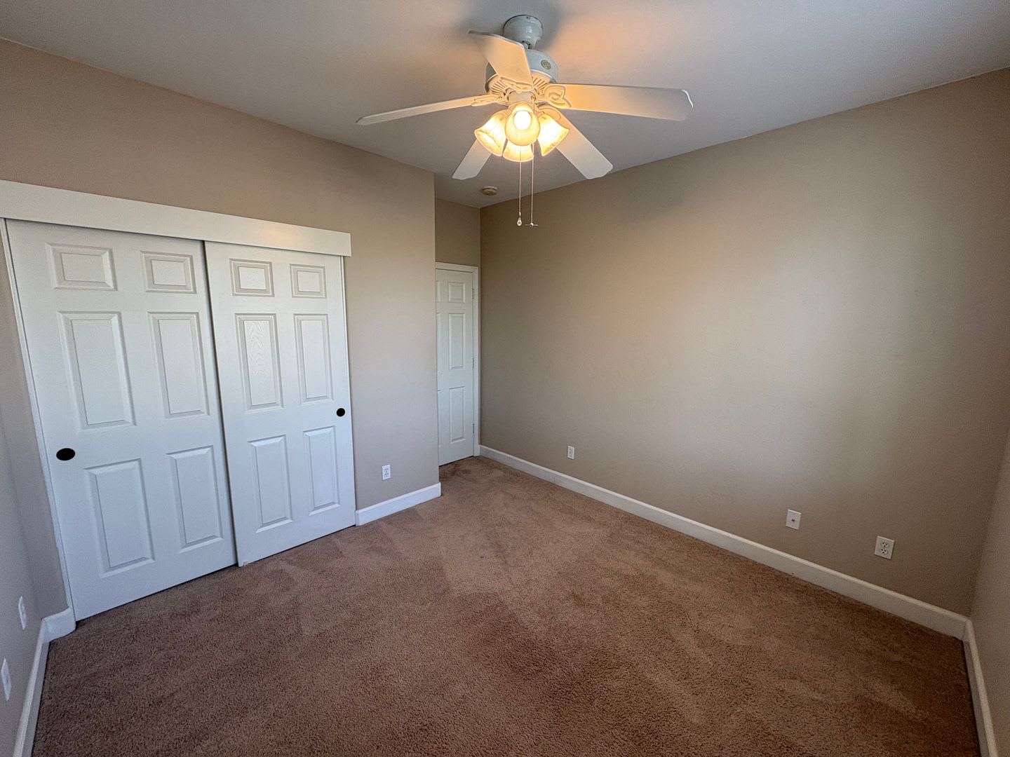 Beautiful 2 Story Home Available Now! – photo 1