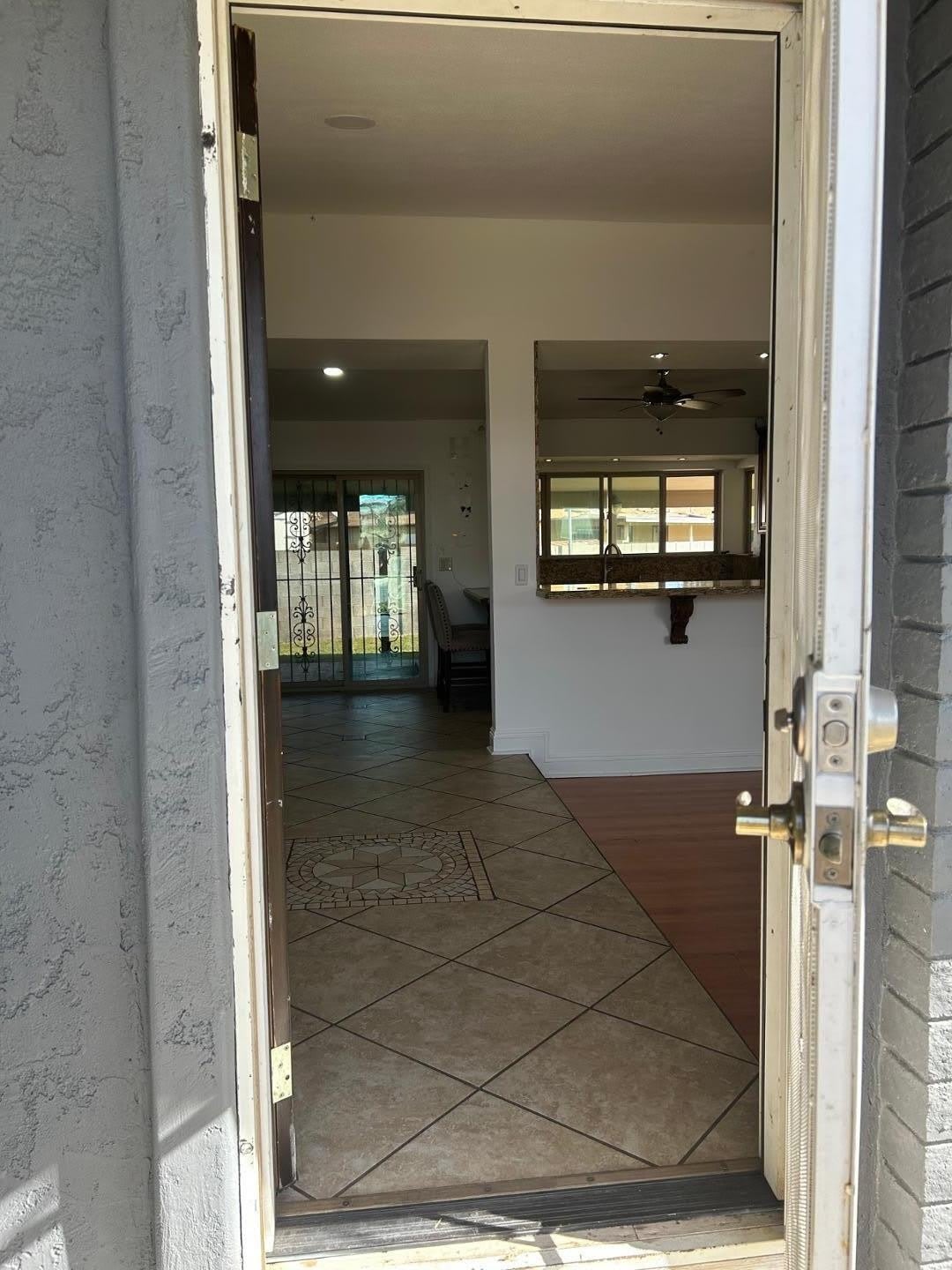 6916 W Georgia – photo 3