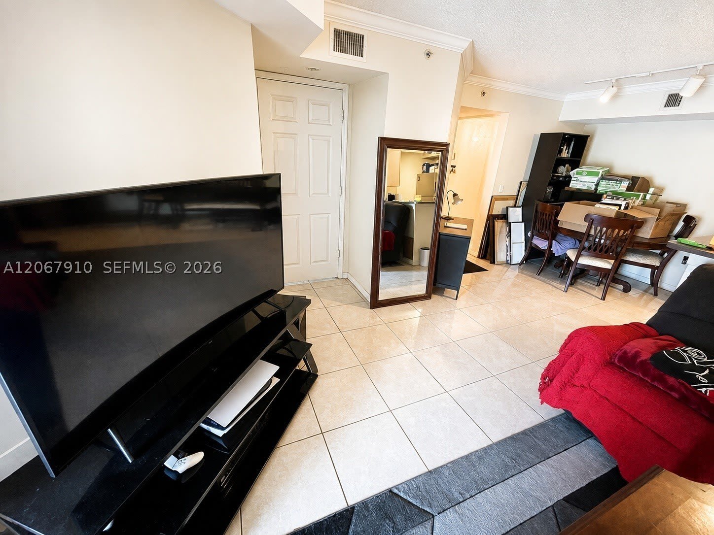 2457 Centergate Dr – photo 3